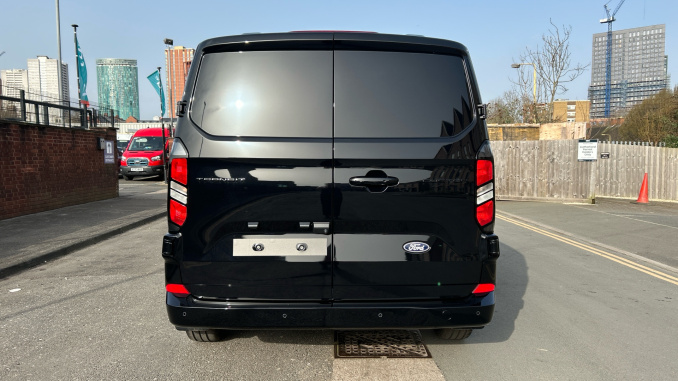 Ford Transit Custom 320 L1 Diesel Fwd 2.0 EcoBlue 136ps H1 Van Limited - Image 11